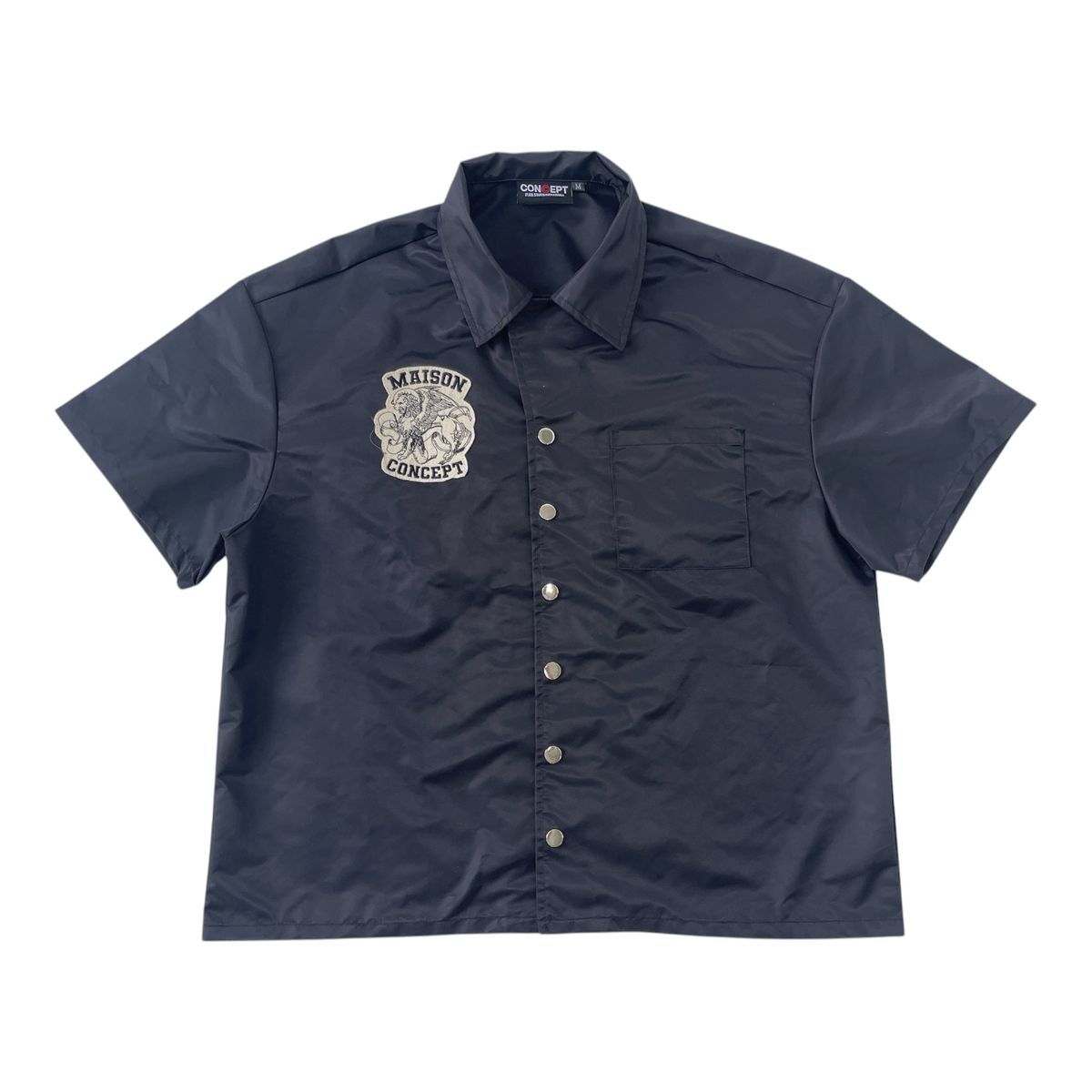 Concept Maison Con Button Up